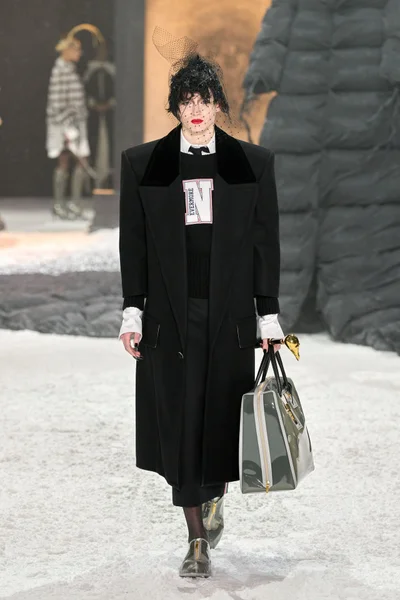 Look 23